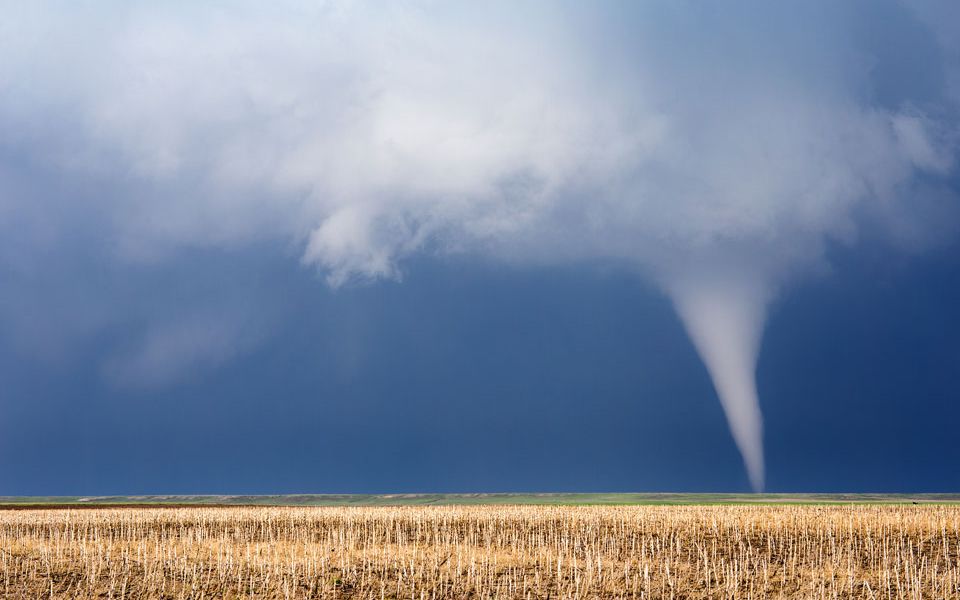 Wilt u nieuwe klanten winnen en de juiste klantrelaties ontwikkelen? Versla dan de 'wervelwind'